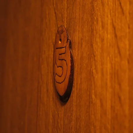 Jezero Laminci 住宿加早餐酒店 3*