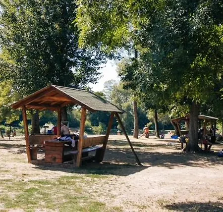 住宿加早餐酒店 Jezero Laminci 3*