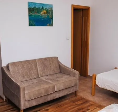 住宿加早餐酒店 Jezero Laminci 格拉迪什卡